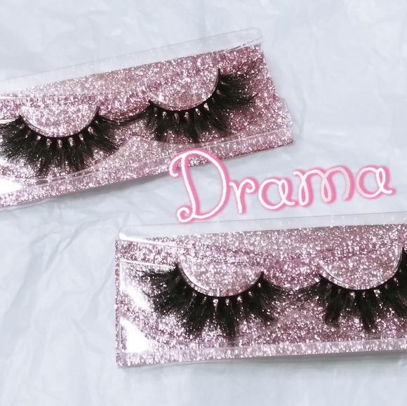 Stripped Mink Lashes - Picture 1 of 1